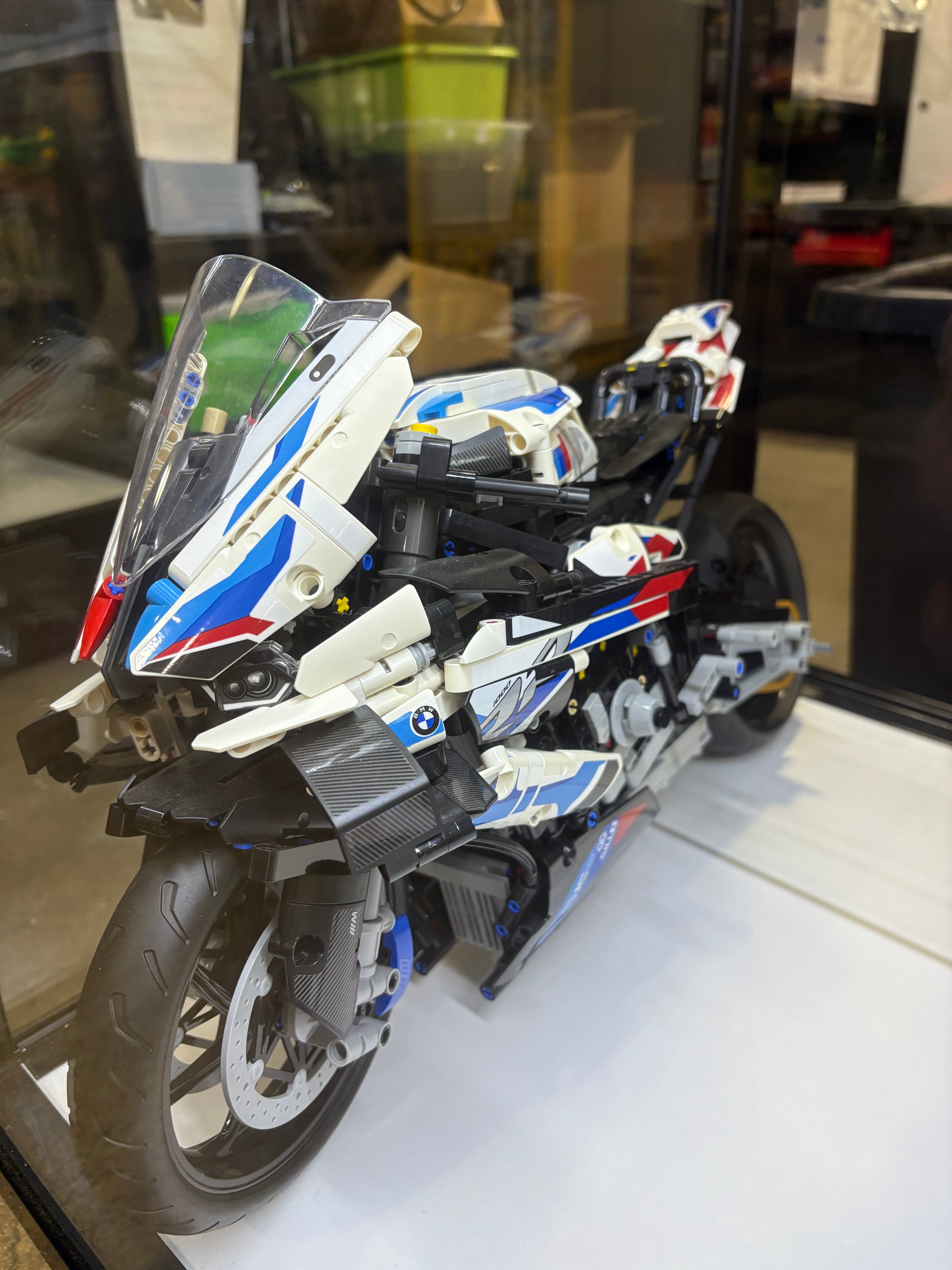 LEGO® Technic 42130-1 - BMW M 1000 RR BUV