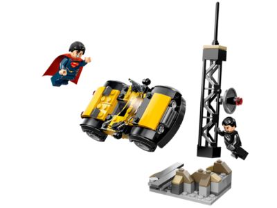 LEGO® DC Comics Super Heroes 76002-1 - Superman: Metropolis Showdown