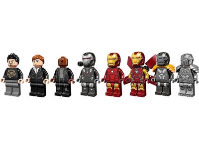 LEGO® Super Heroes 76216 - Iron Man Armoury Preowned Building Kit