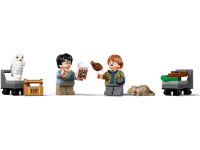 LEGO® Harry Potter 76450-1 Book Nook: Hogwarts Express