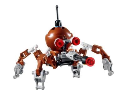 LEGO® Star Wars 7670 Hailfire Droid & Spider Droid Building Kit