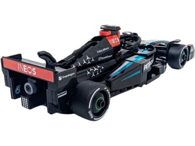 LEGO® SPEED CHAMPIONS 77244 - Mercedes-AMG PETRONAS W15 F1 Race Car Preowned Building Kit