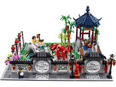 LEGO® Holiday & Event 80107 Spring Lantern Festival Building Kit