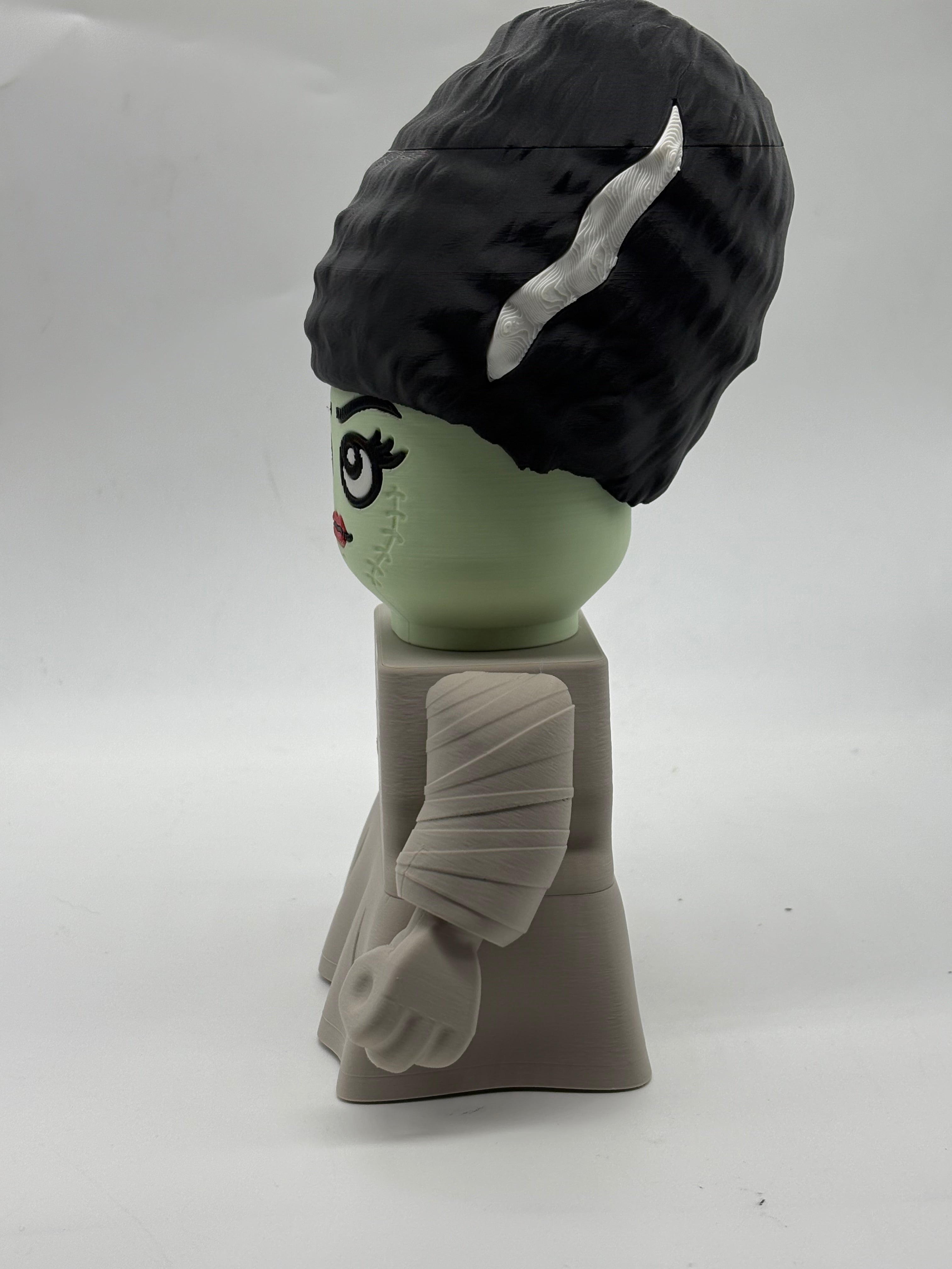 3D Printed Bride of Frankenstein Medium Scale 6"- 8" Chunk