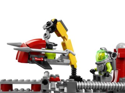 LEGO® Atlantis 8077 - Atlantis Exploration HQ Preowned Building Kit