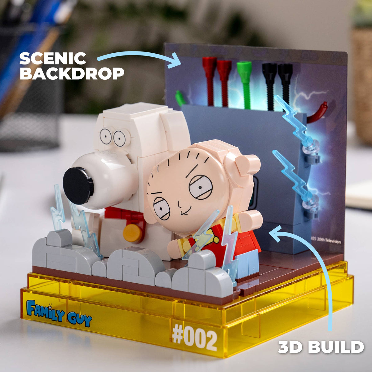 Family Guy Stewie & Brian Box Building Set 201pc