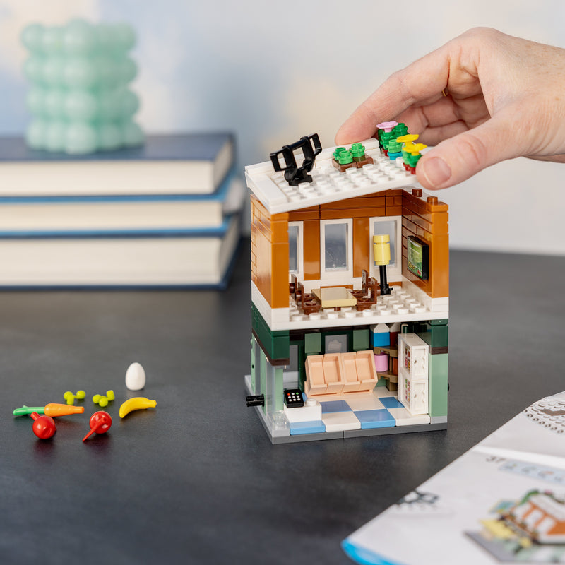 Brickloot Mini City - Grocery Store Brick Set