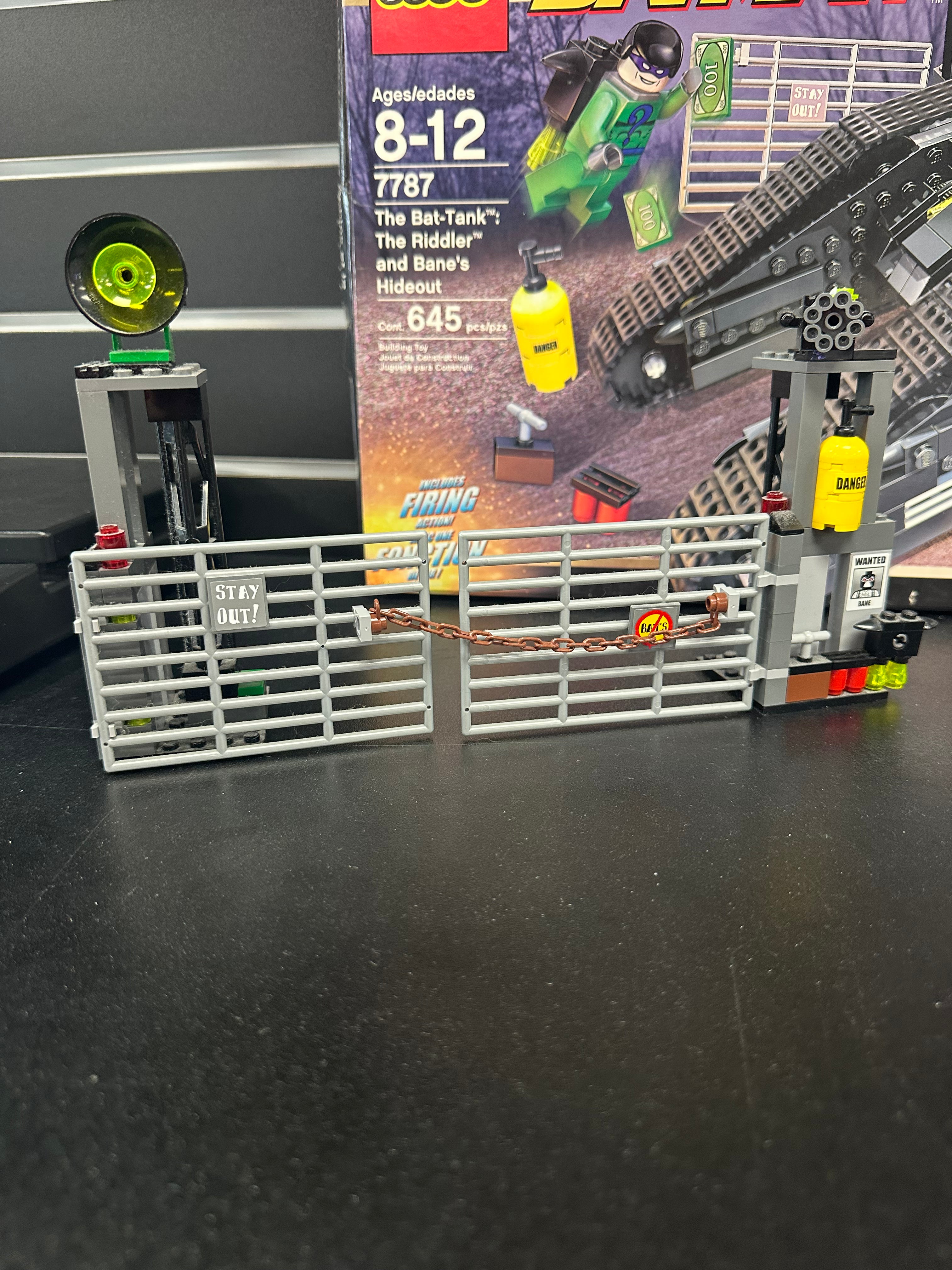 7787-1 LEGO BATMAN The Bat-Tank: The Riddler and Bane's Hideout BUV