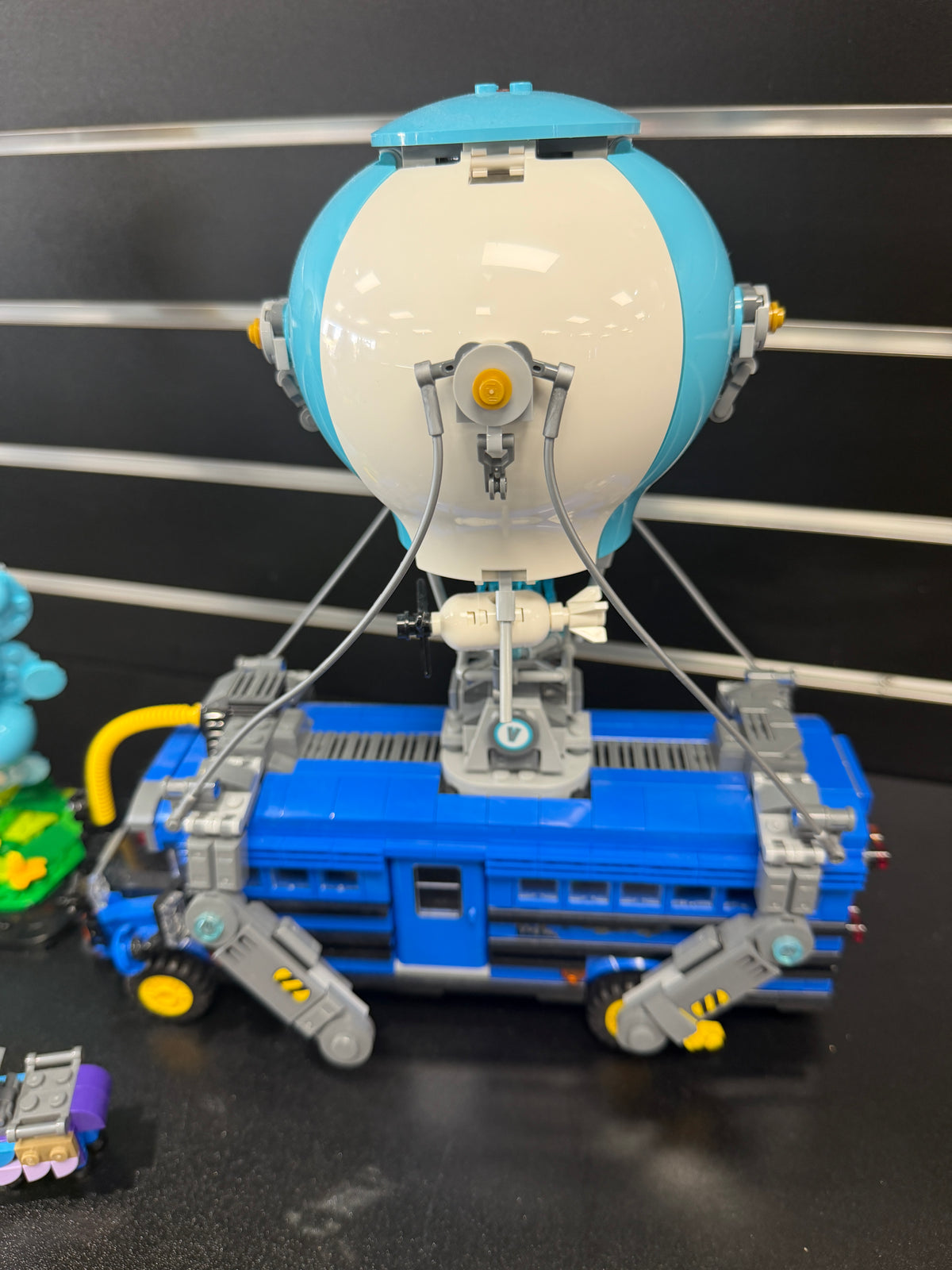 LEGO® Fortnite 77073-1 Battle Bus BUV