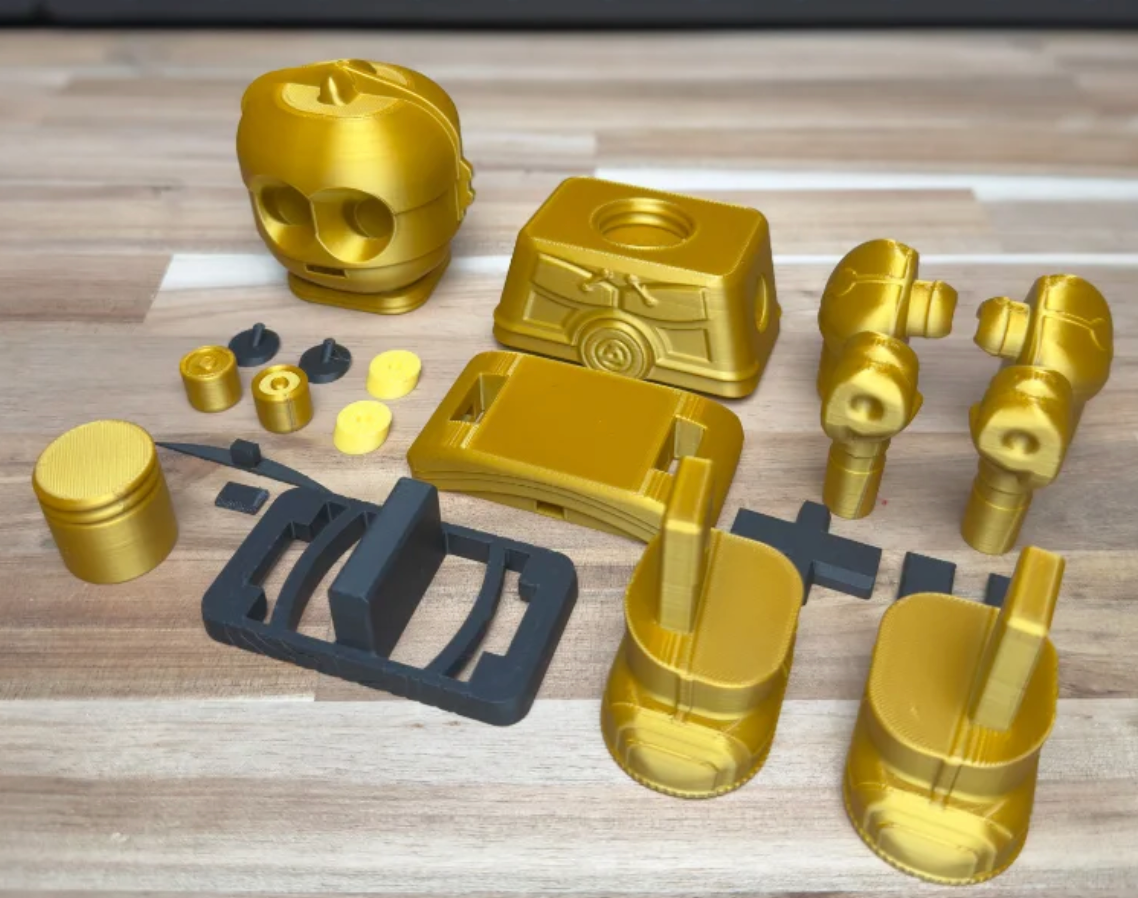 3D Printed Star Wars C3PO Medium Scale 6"- 8" Chunk