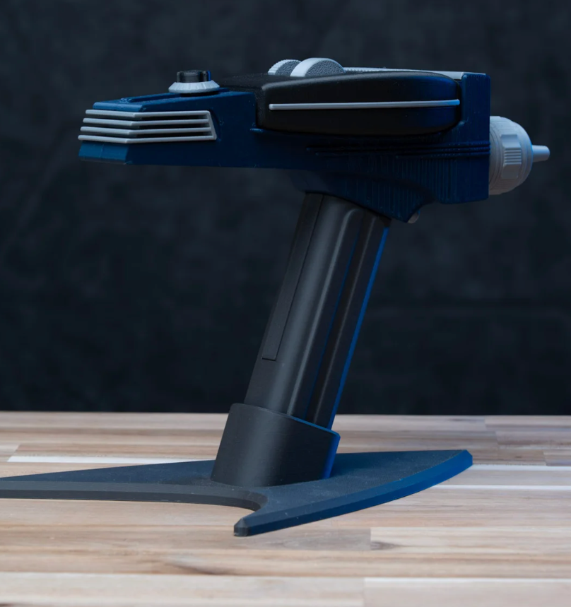 3D Printed Retro Sci-Fi Blaster Kit | Cosplay Prop Display Model