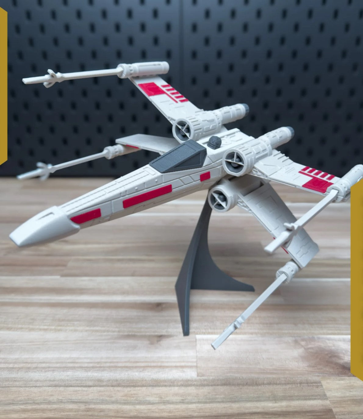 3D Printed Star Wars X-Wing Fighter Building Kit