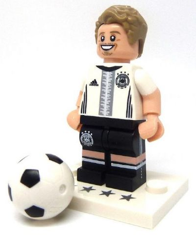LEGO® Collectible Minifigure Series  – coldfb-16 Max Kruse Deutscher Fussball-Bund Set Complete Set with Stand & Accessories