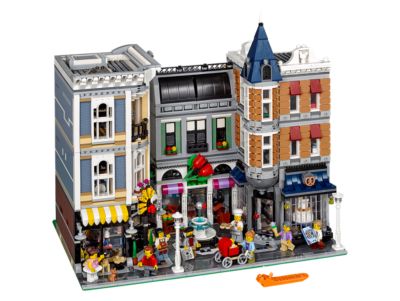 LEGO® Creator 10255 Assembly Square Building Kit