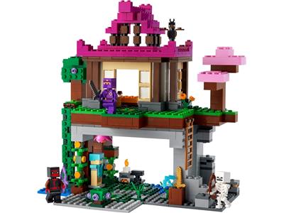 LEGO® Minecraft 21183 - The Training Grounds Preowned Building Kit