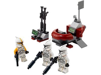 LEGO® Star Wars 40558 Star Wars Clone Trooper Command Station Building Kit