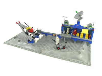 LEGO® Space 6970-1 - Beta I Command Base