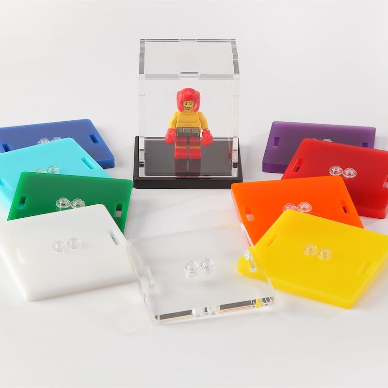 Tricked Out Bricks Single Figure Display Case