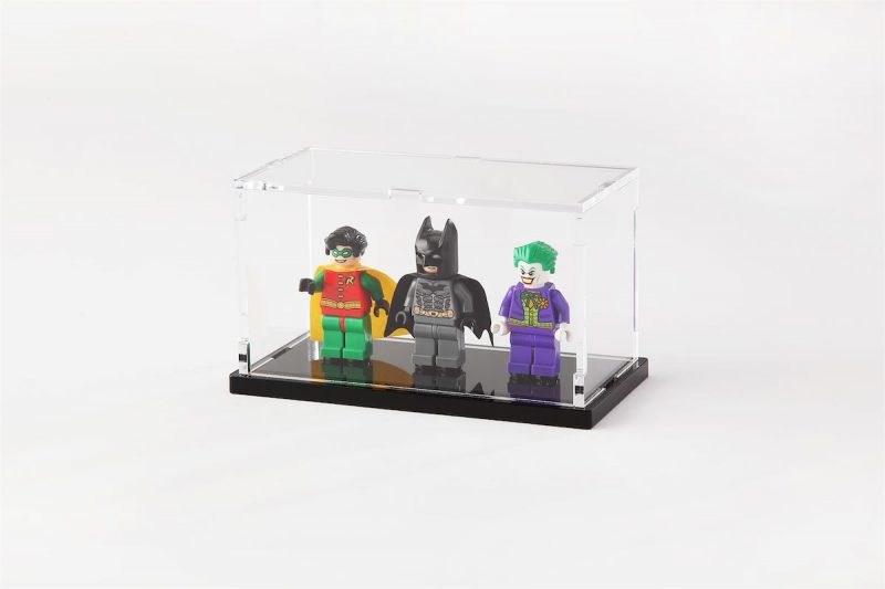 Tricked Out Bricks 3 Figure Display Case