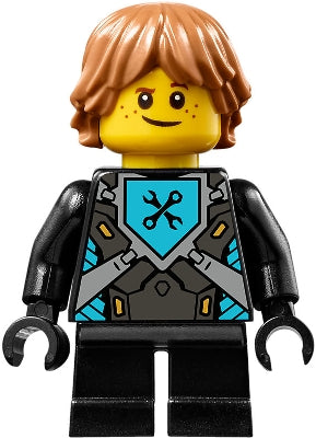 Preowned LEGO® Minifigure – NEXO KNIGHTS nex101 Robin Underwood Hair Black Short Legs