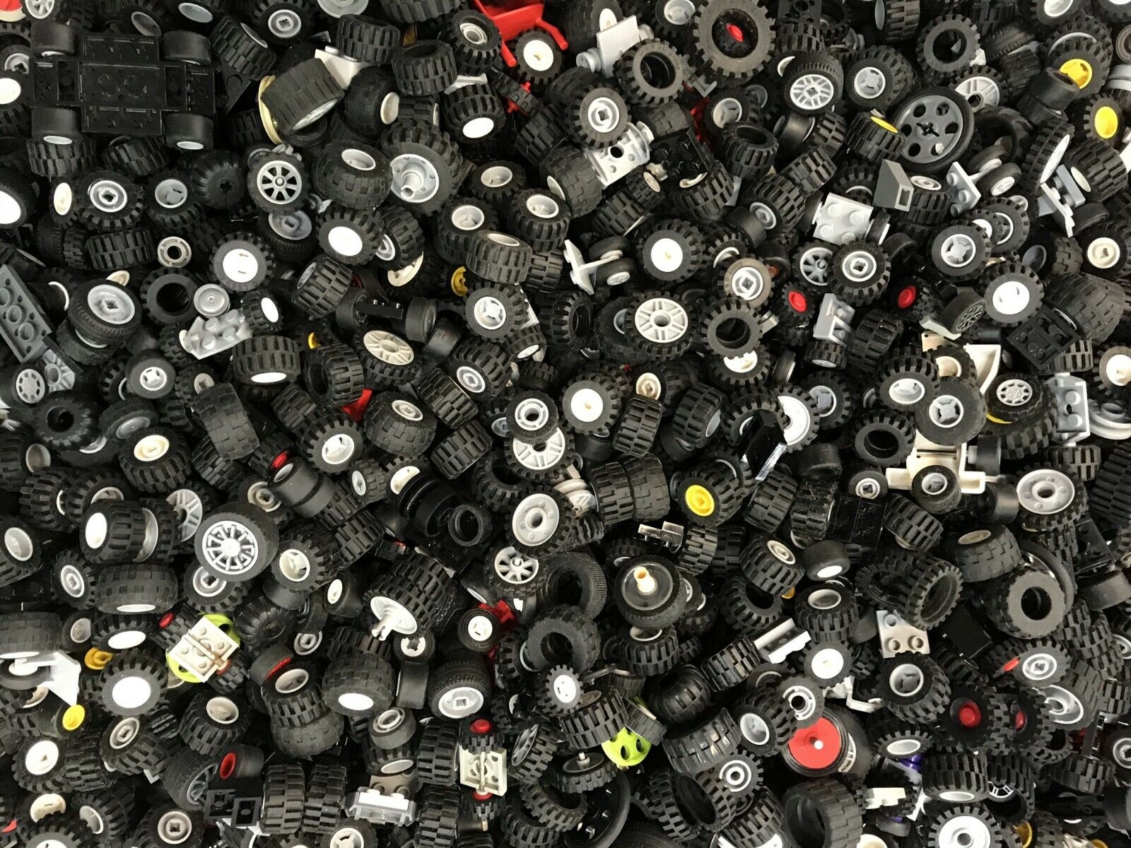 Preowned Bulk LEGO® Small Sized Wheels & Tires