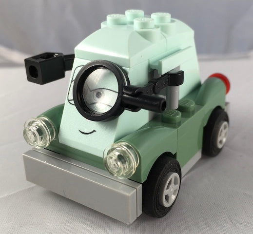 Preowned LEGO® Minifigure – Cars crs042 Professor Zundapp Happy Dark Bluish Gray Plate 2 x